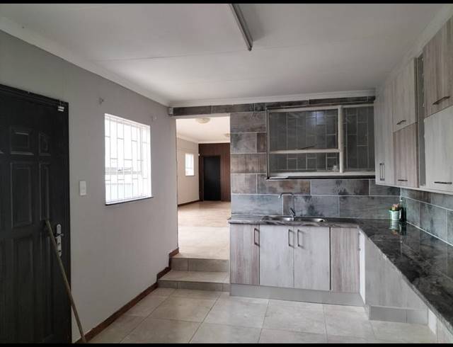 4 BEDROOM PROPERTY TO RENT IN BIRCH ACRES